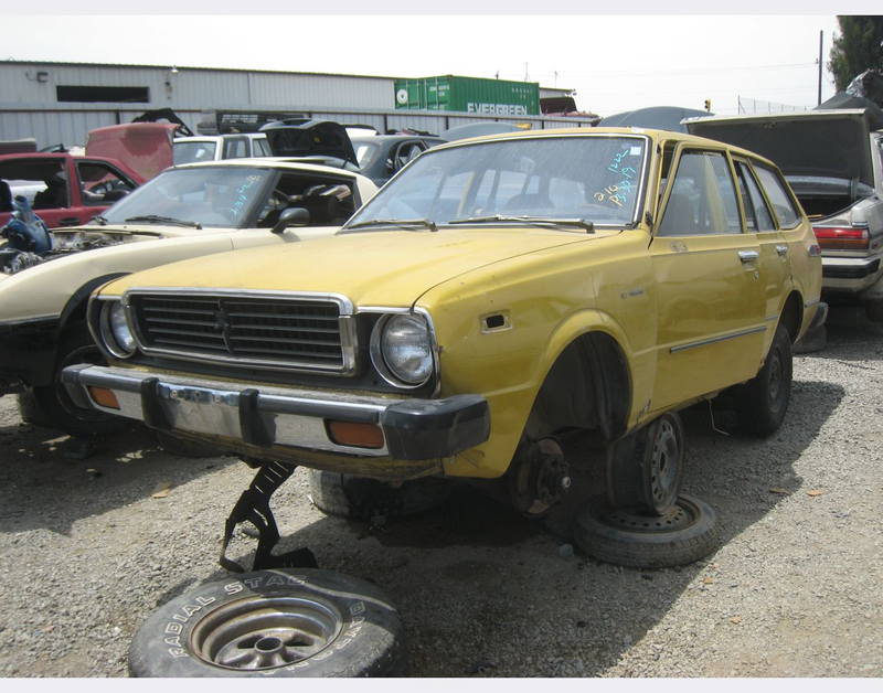 Illustration for article titled This 1974 Corolla Wagon Will Never Get The Chance To Be A Drift King
